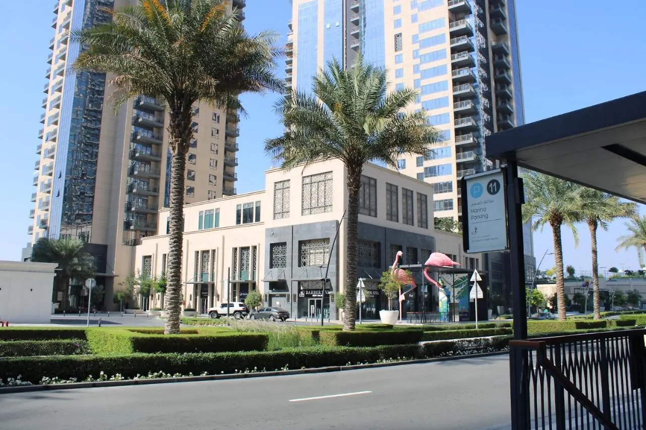 Svizona Premium 2 Bed I Panoramic Creek Views Apartment Dubai United Arab Emirates